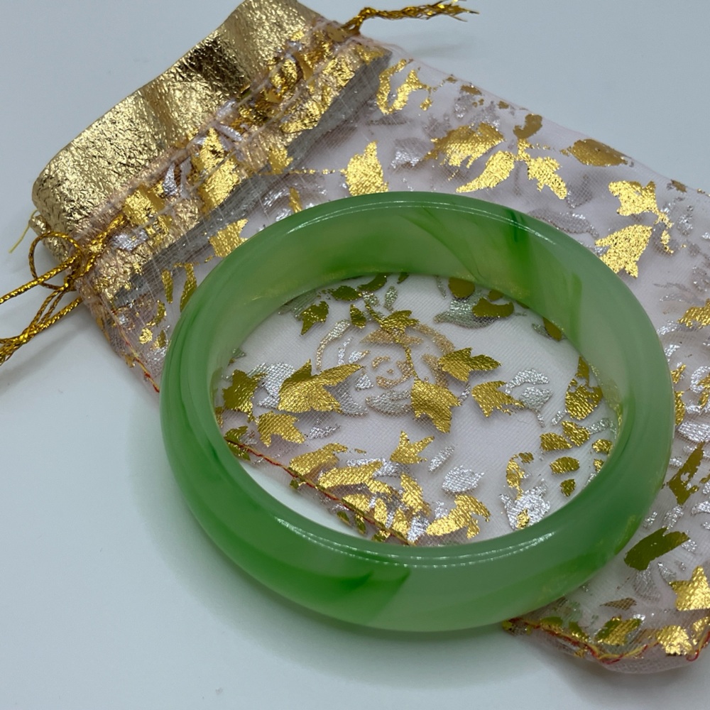 Jade Bangle Light Green